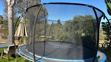 14’ trampoline
