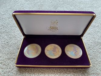 Precious Moments Medallions