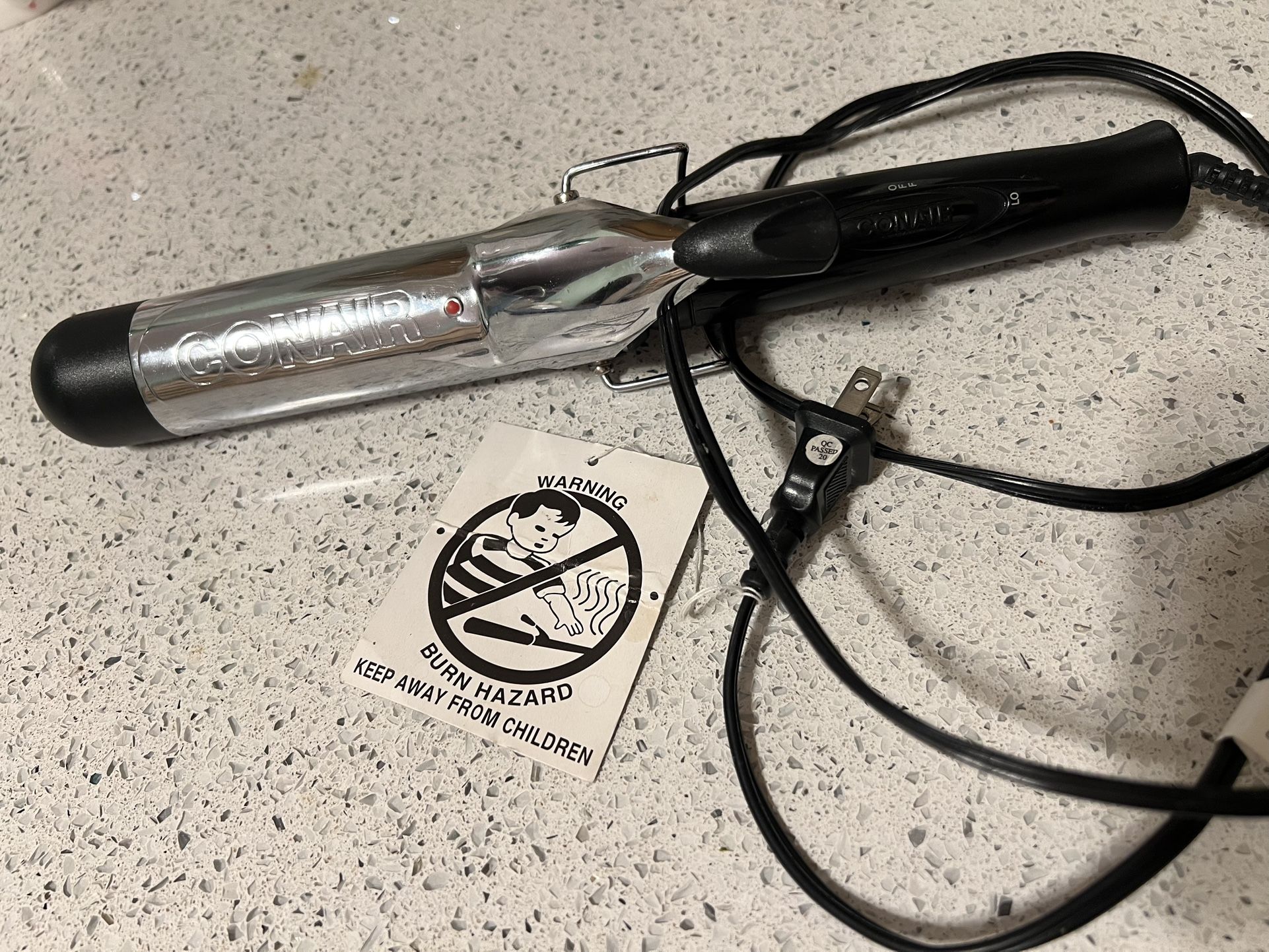 Conair Instant Heat Curling Iron with a 1 1/2 inch barrel and high/low heat settings