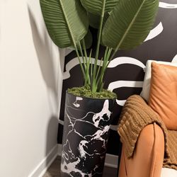 Fake Potted Plant 