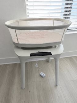 4moms MamaRoo Sleep Bassinet