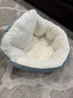 Cat / Dog bed