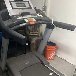 Free Treadmill