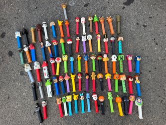 Lot of 78 Assorted PEZ Candy Dispensers Disney Star Wars Nintendo Pokemon Minecraft