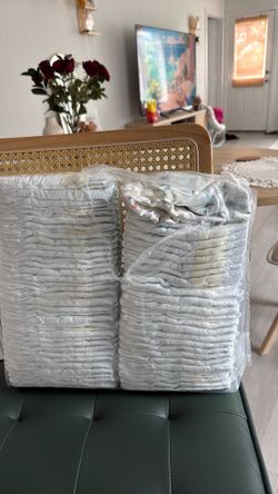pampers