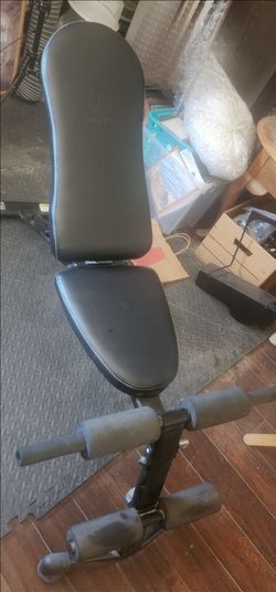 Simple weight bench