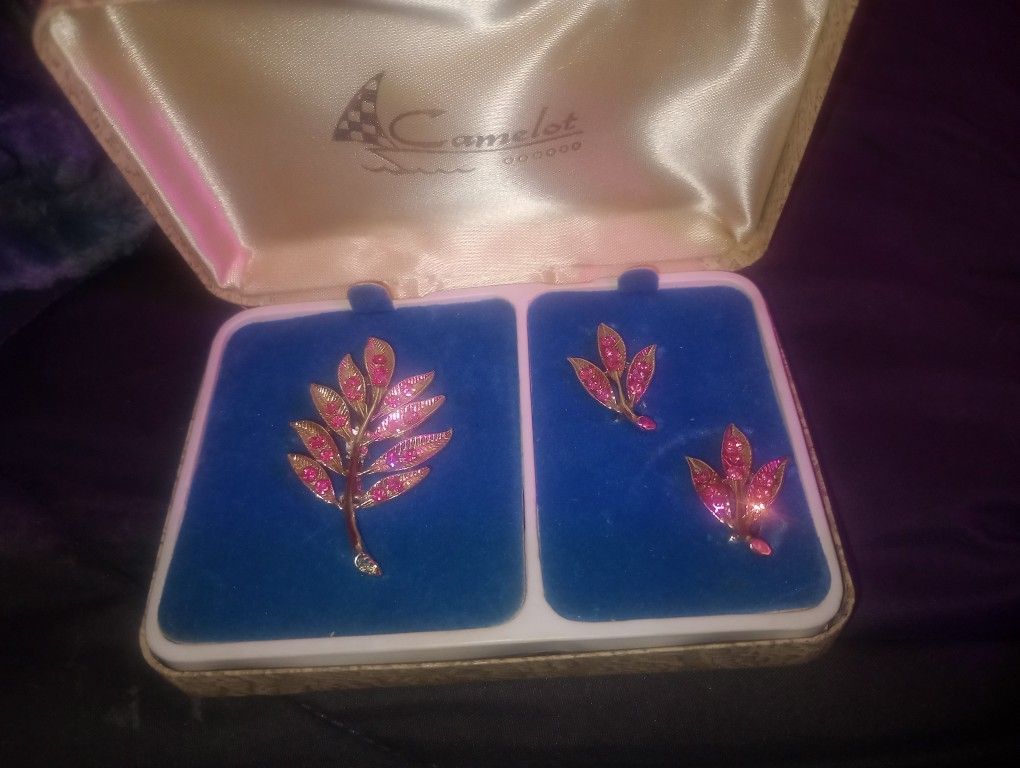Pink Rhinestone Leaf Brooch and Earring set