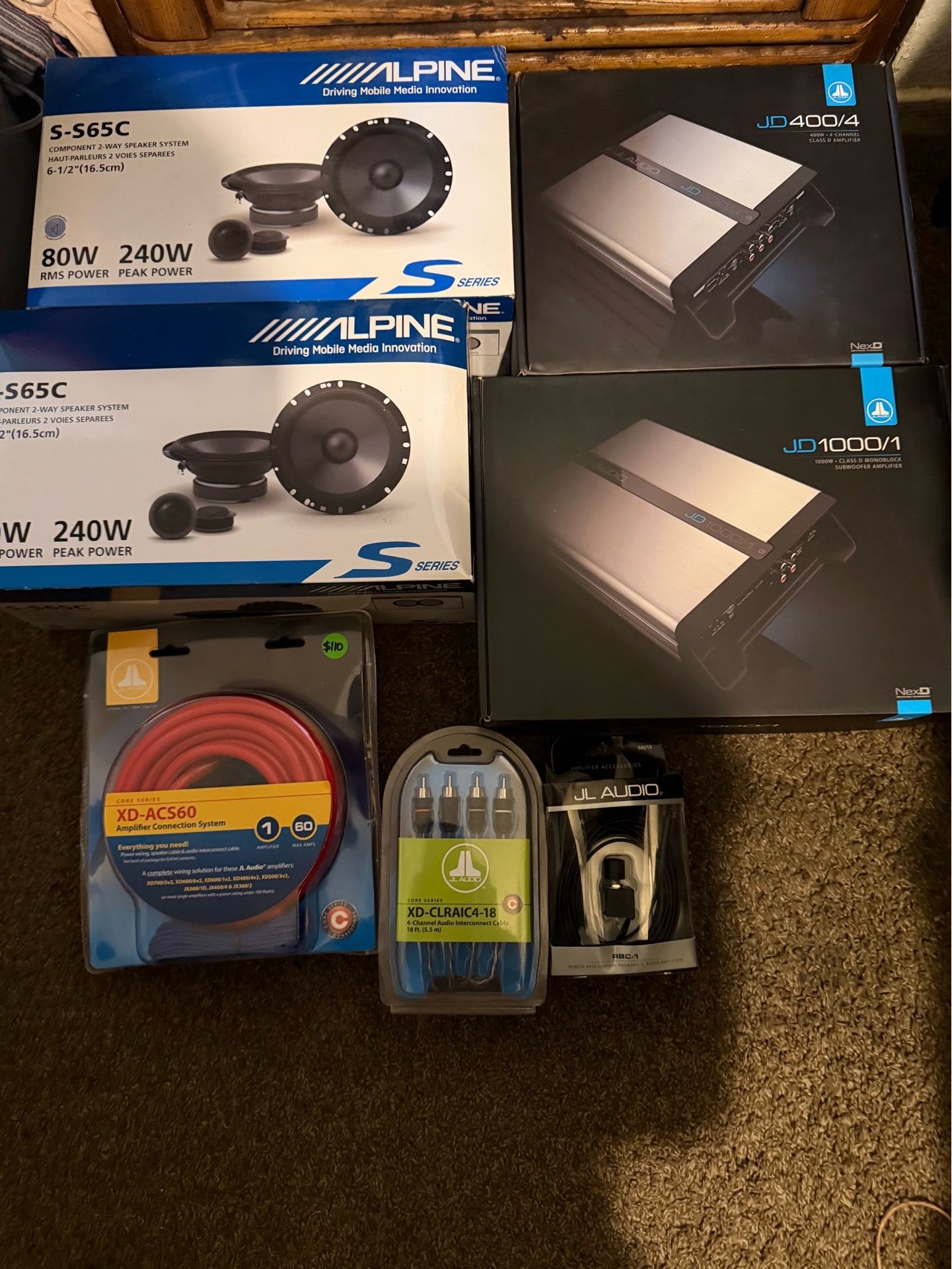 Alpine Amplifier and speakers