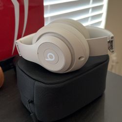 Beats Studio pro