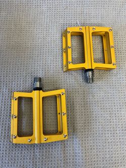 Pedals 9/16