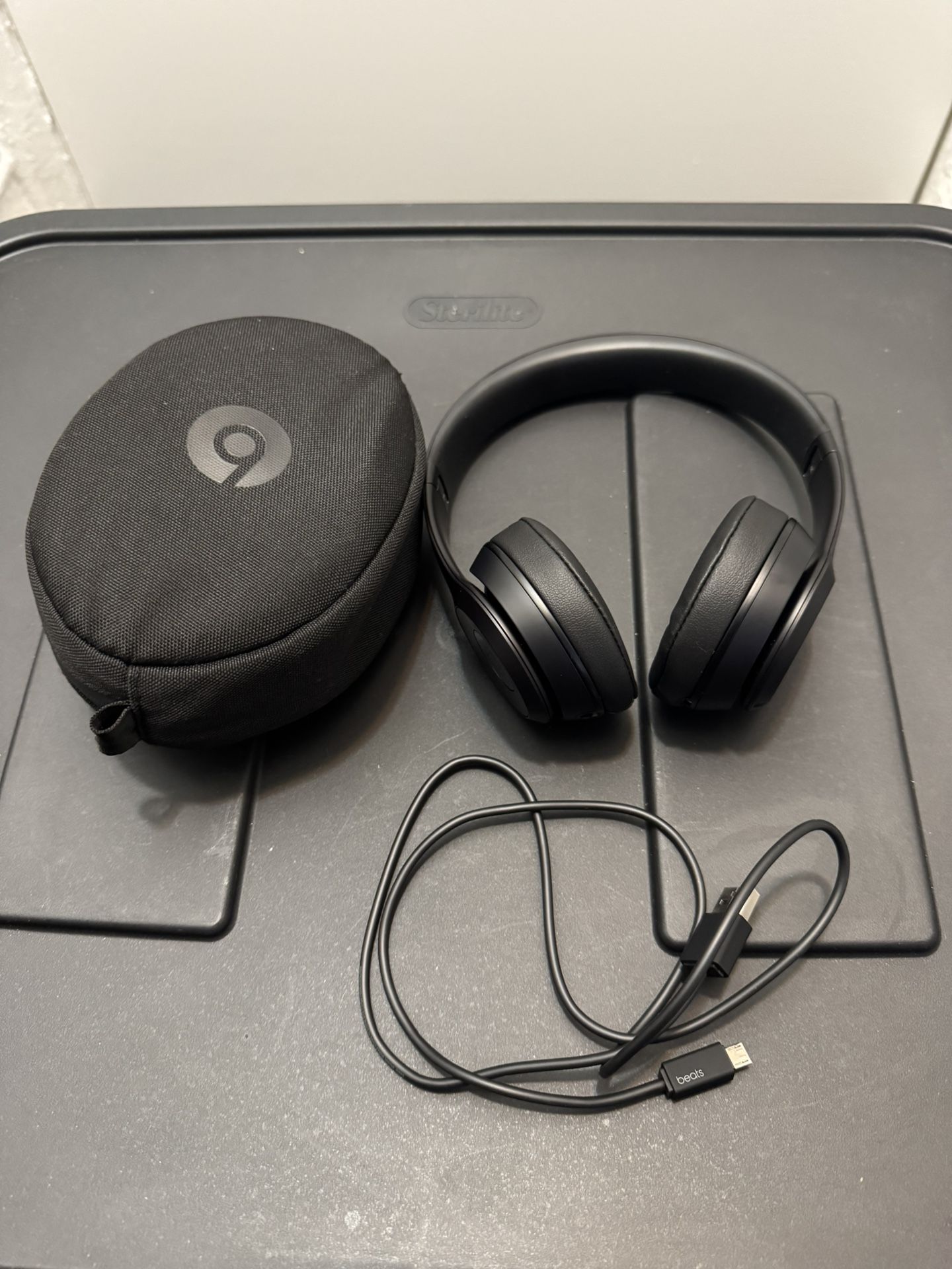 Wireless Beats Solo 3