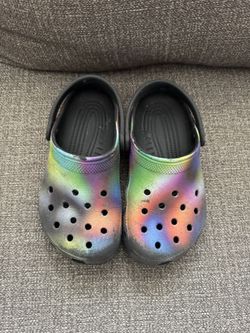 Size 1 Kids Multicolor Tie Dye Crocs