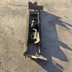 99-10 ford f250 f350 b&w gooseneck turn over hitch