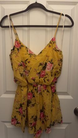 Floral Romper 🌺✨💕