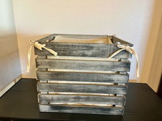 Cute Distressed Wooden Crate with Linen Liner