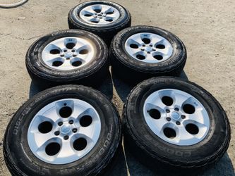 18” used Jeep rubicon wrangler Sahara rims and tires for sale