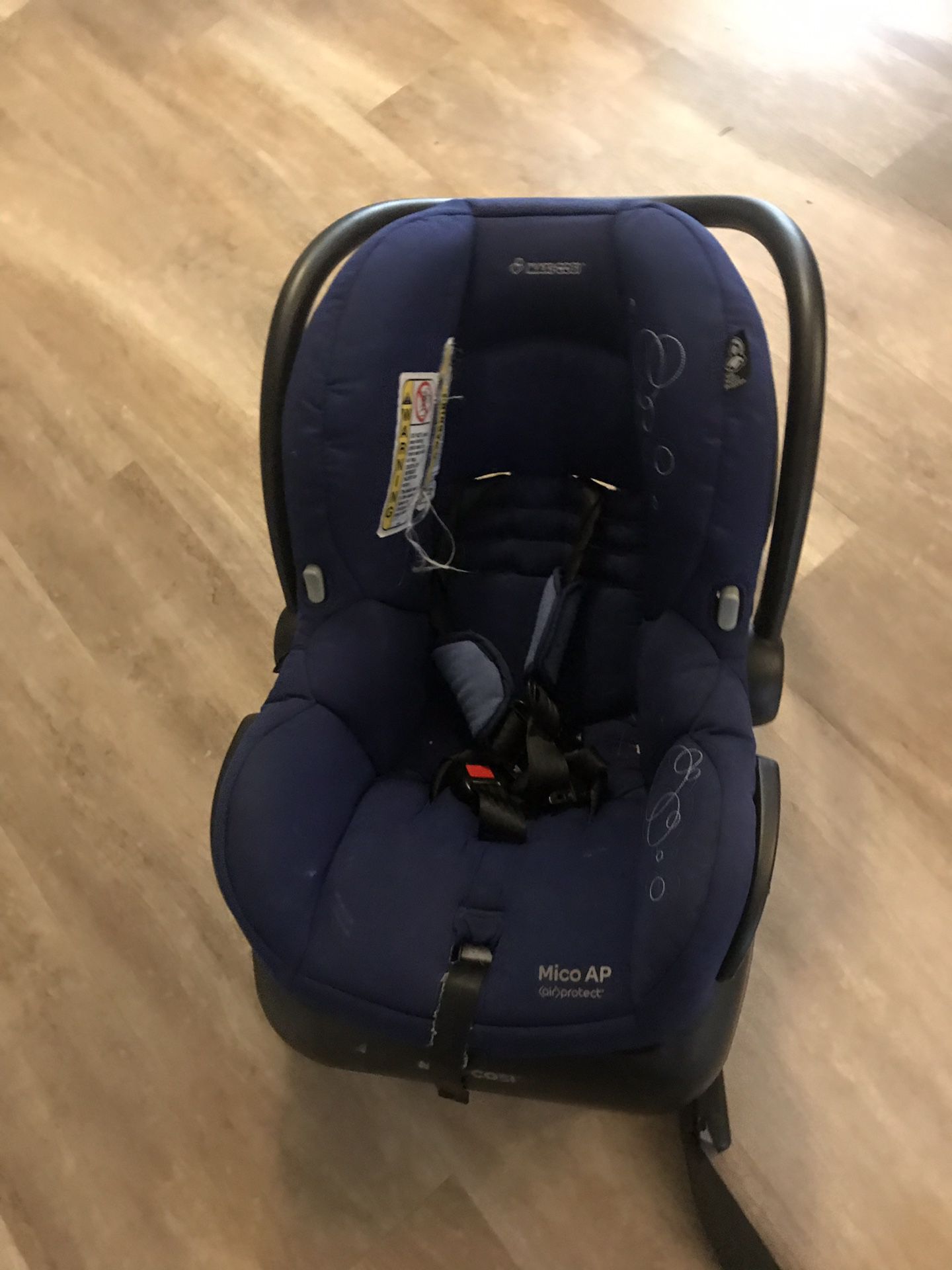 car seat with 2 bases and stroller maxi cosi