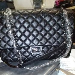 💥New Mid-lux Black Quilted Big Shoulder Purse