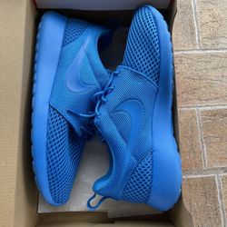Nike Roshe One SE Size 9 Worn Once for Sale in Kissimmee FL OfferUp