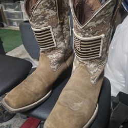 Ariat 10.5 Boots