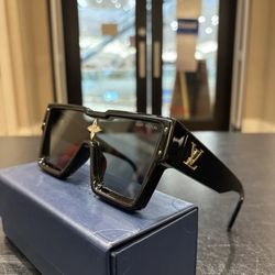 LV Sunglasses 
