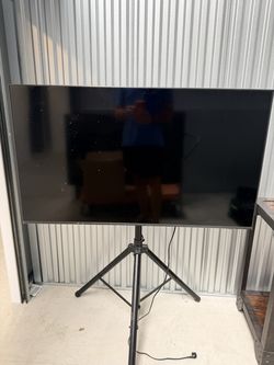 Samsung 50” 4K UHD Smart TV – 2024 Model + Floor Stand