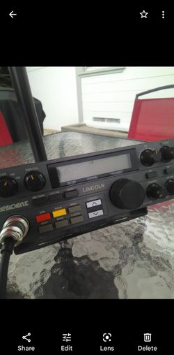 President Lincoln Export Radio With Extras AM, FM ,C W, And Side Band