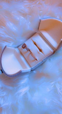 RD-DIA 0.50 CT-TW lady’s Wedding Ring($600) and 14kt band ($400)set new worn once!Size 7.Ring or Band Can be sold separately if interested .
