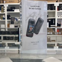 Insta360 X4 Air Starter Bundle