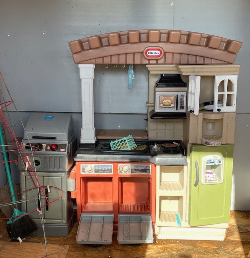 Kids Grill And Kitchen Set
