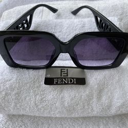 Women’s Sunglasses 