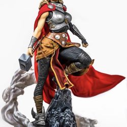 Sideshow Mighty Thor Jane Foster Premium Format