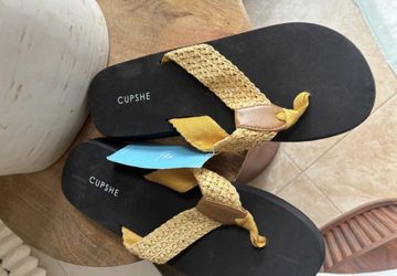 Sandles