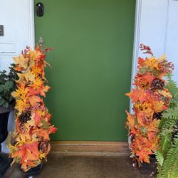 GlitzHome 2 Piece 4 Foot Lighted Artificial Autumn Decor