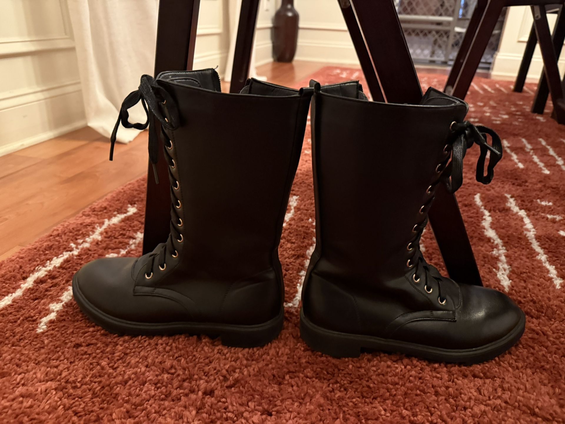 Boots Size 7