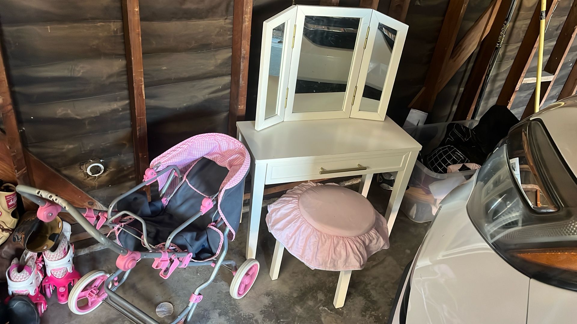 Pottery Barn Vanity And Stroller 