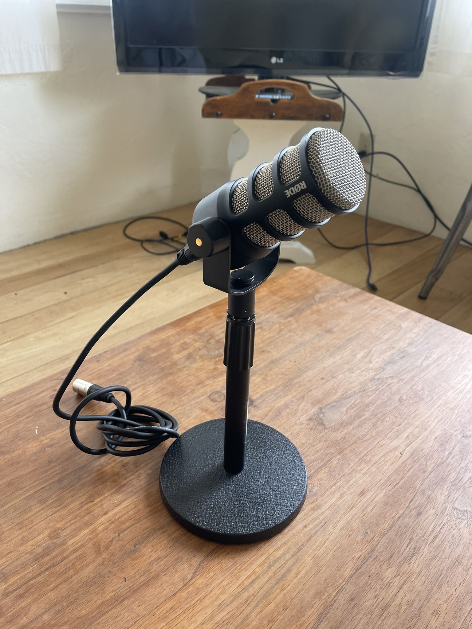 Rode pod mic
