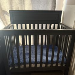 Baby Mini Crib 