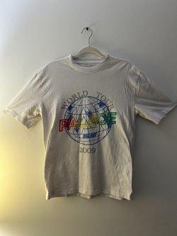 Palace White Tshirt Medium