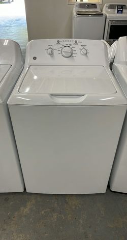 White GE Top Load Washer - Large Capacity