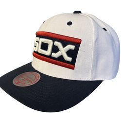 Chicago White Sox COOPERSTOWN Mitchell & Ness Snapback Cap - OSFM