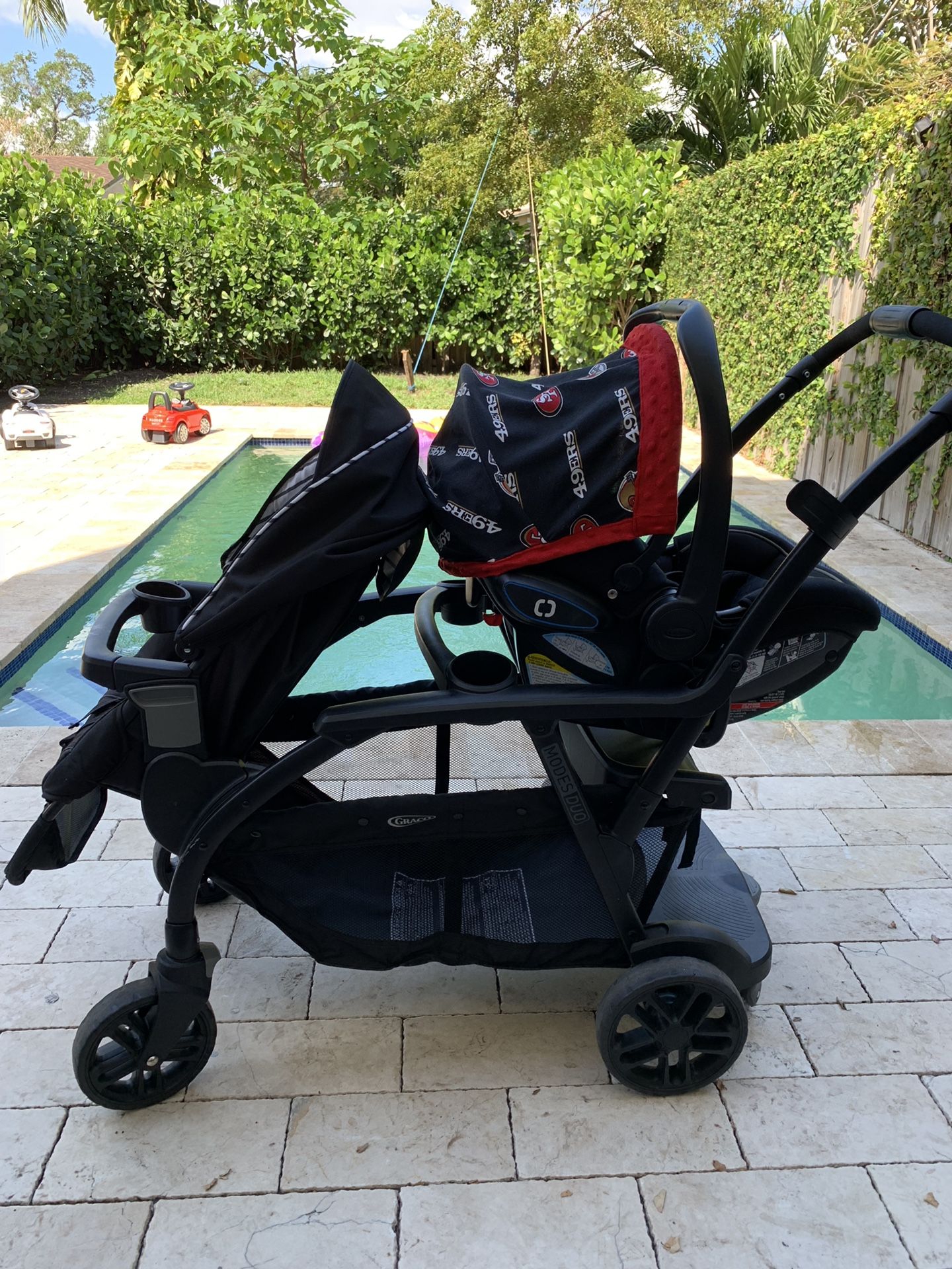 Graco double stroller and Graco infant car seat with base