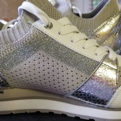 Michael Kors Women's Sneakes Size 8M