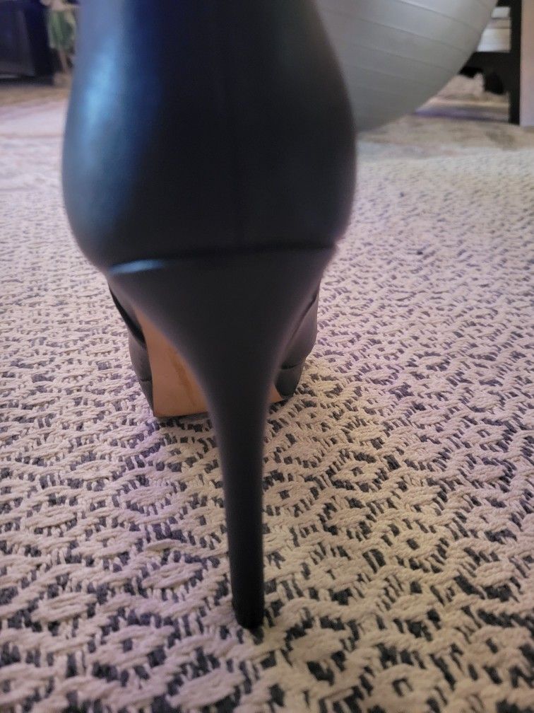 Aldo, Black Leather, Short 👢 Boot