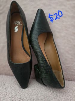 Women's Shoes