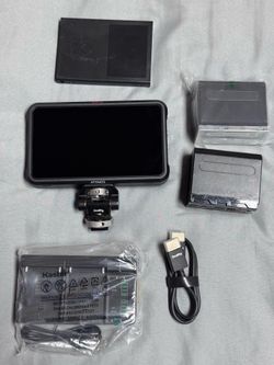 Atomos Ninja V 5” Monitor Recorder + 500GB SSD + 2 Batteries