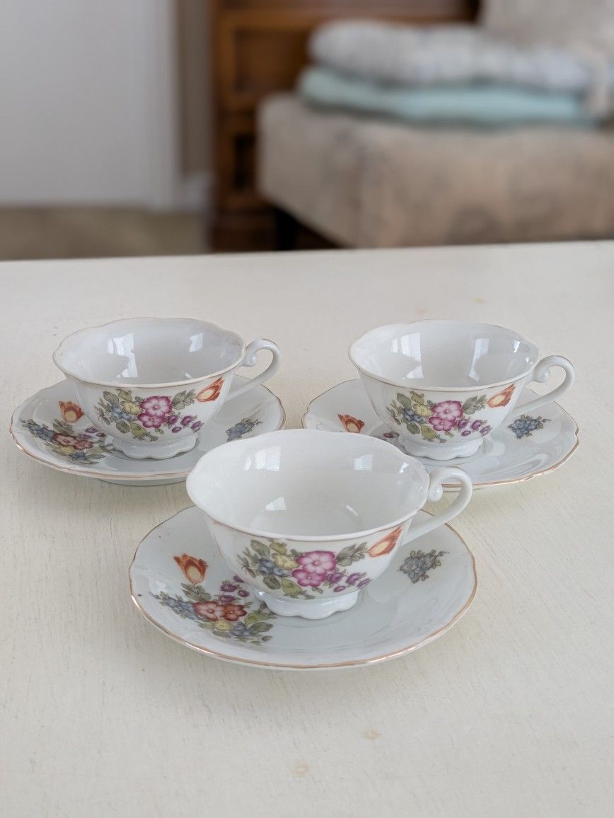 3 Vintage Porcelain China Matching Demitasse Cups & Saucers Sets~Japan