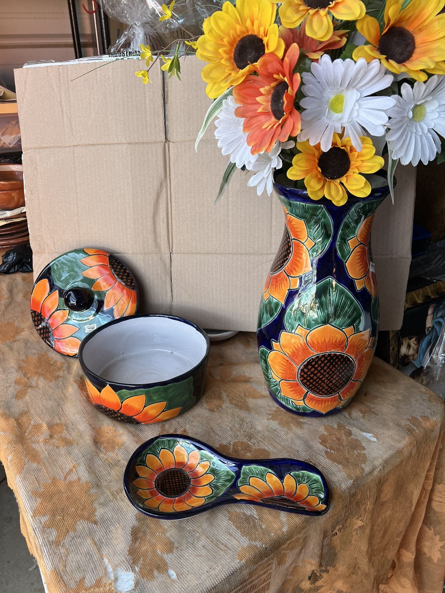 Home Decor 3 Pieces Tortilla Warmer -spoon Holder - 14” Flower Vase