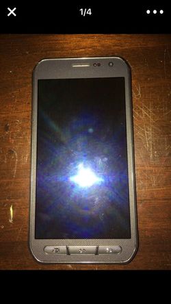 Galexy s6 active waterproof perfect condition.