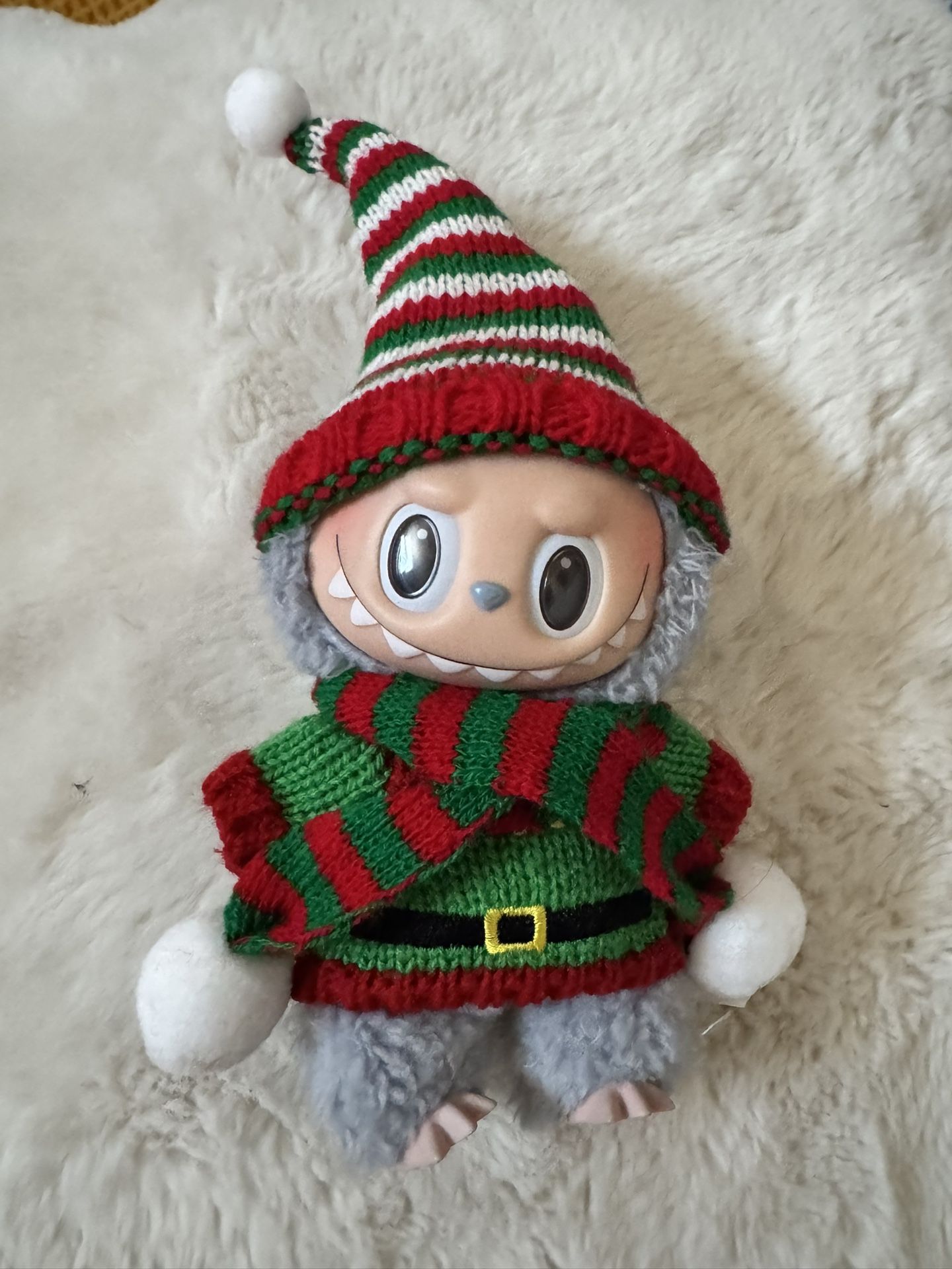 Christmas Labubu Outfit